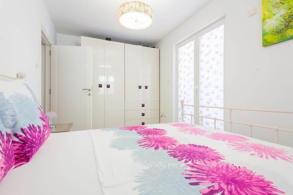 Apartment Mia Sveti Stefan Dış mekan fotoğraf